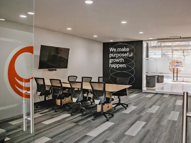 Optimal corporate office interior