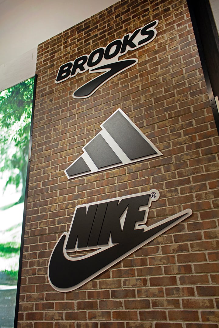 SHOE STATION-Logo Wall_8145_WEB_720x1080