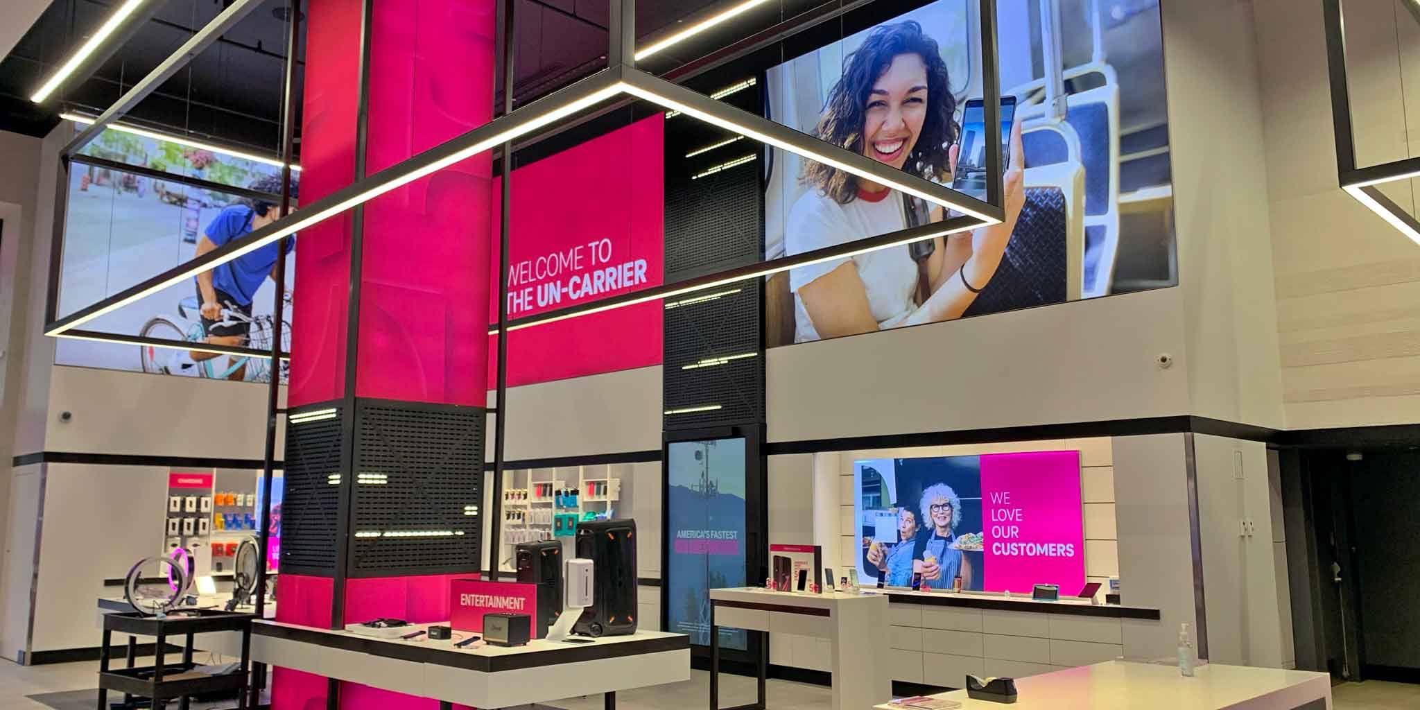t-mobile store interior chicago michigan avenue